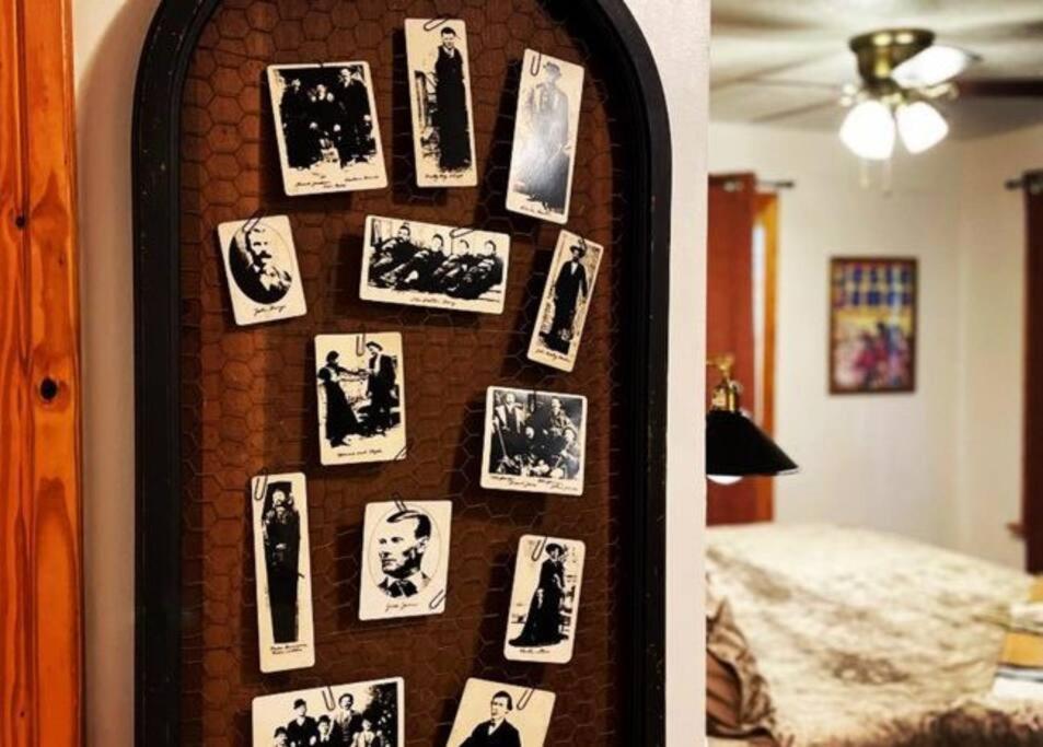 The Hideaway At Bear Mountain Log Cabins Eureka Springs Esterno foto